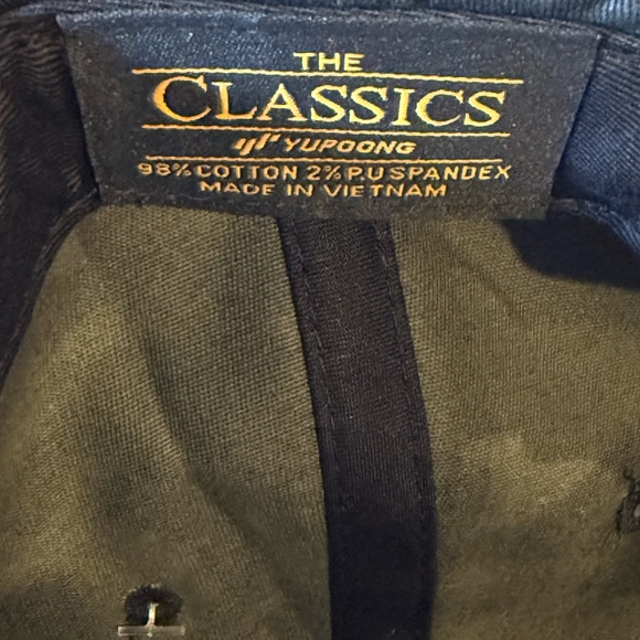 BMW Hat - NWT - Picture 5 of 5